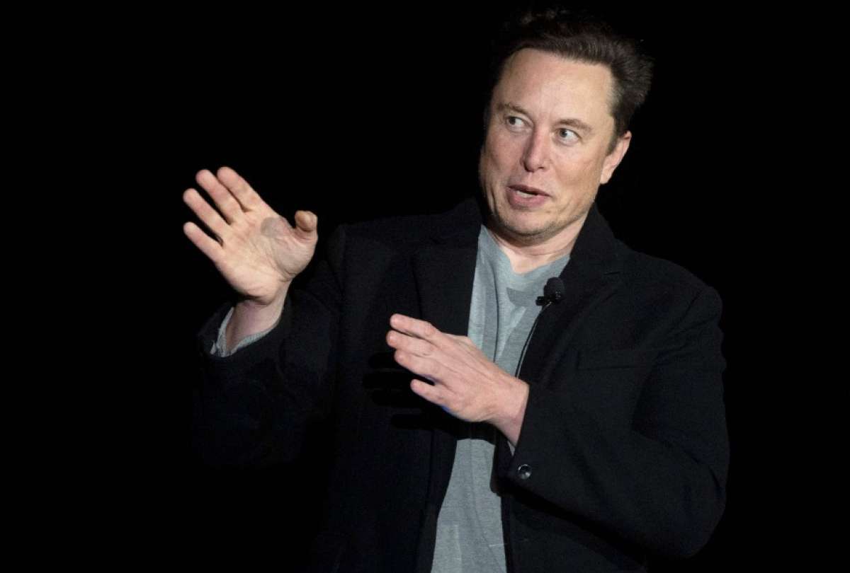 Elon Musk, propietario de Twitter, se&ntilde;al&oacute; que se encargar&aacute; de dirigir los equipos de &laquo;software&raquo; y de gesti&oacute;n de servidores. 