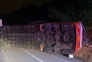 Tres fallecidos y varios heridos deja un accidente de tr&aacute;nsito en la v&iacute;a a Chone