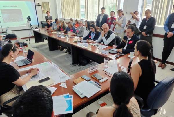 Autoridades y colectivos ciudadanos  implementar&aacute;n un plan de recuperaci&oacute;n integral del r&iacute;o.