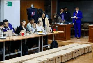 Caso Purga: Chats revelan conversaciones entre Mayra S. y un hacker para bajar noticias de medios digitales