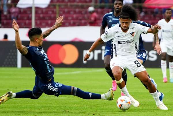 Liga de Quito perdi&oacute; ante Junior en su casa