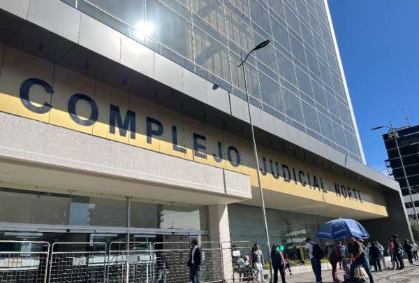 Len&iacute;n V. recibi&oacute; una sentencia reducida por su cooperaci&oacute;n con la Fiscal&iacute;a en el Caso Plaga. 