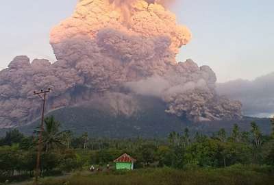 La nube de ceniza fue visible desde ciudades situadas a 150 kil&oacute;metros de distancia