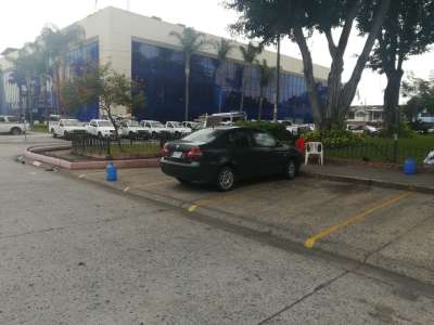 La balacera se registr&oacute; en los exteriores de CNEL, en Guayaquil.
