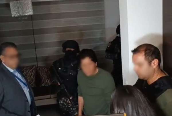 La Fiscal&iacute;a y la Polic&iacute;a Nacional allanaron la vivienda de un m&eacute;dico pediatra. El acusado estar&iacute;a relacionado con la difusi&oacute;n de material de pornograf&iacute;a infantil. 