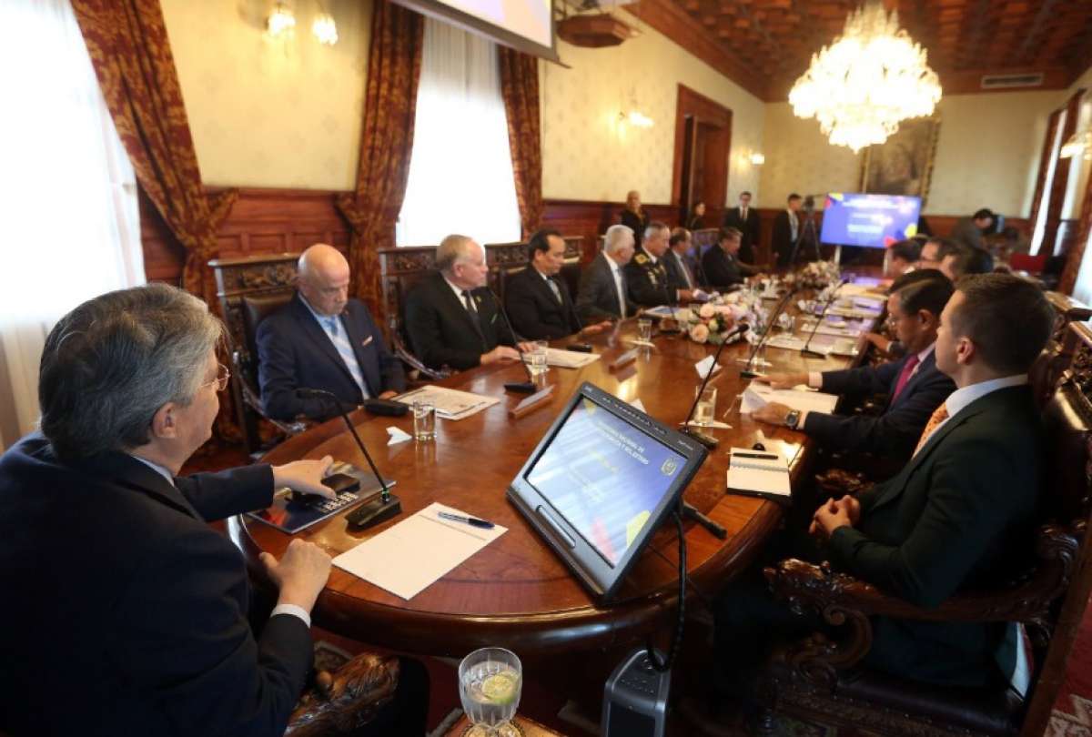 En Carondelet se instaló la reunión del Cosepe.