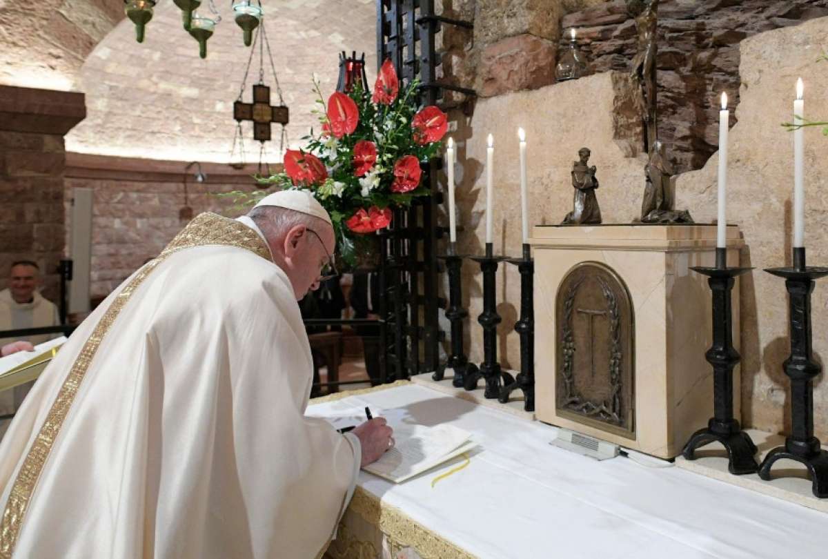 El Papa pide "valent&iacute;a"a los l&iacute;deres pol&iacute;ticos de la COP27 para cumplir con los Acuerdos de Par&iacute;s