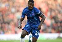 Chelsea y PSG: dos gigantes del f&uacute;tbol mundial ponen sobre la cancha sus millonarias estrellas.