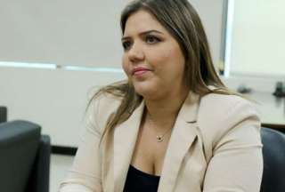 Mar&iacute;a Alejandra Vicu&ntilde;a tiene hasta agosto para pagar USD 43.295, en el caso diezmos
