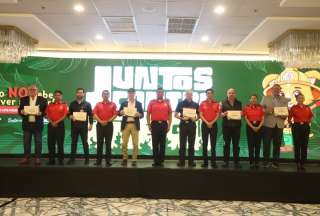 Cuerpo de Bomberos de Quito presentan campa&ntilde;a &ldquo;Juntos Contra el Fuego&rdquo; ante temporada seca