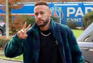 Neymar se fue a jugar p&oacute;quer y desat&oacute; la pol&eacute;mica