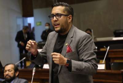 Asamble&iacute;sta Juan Fernando Flores record&oacute; a sus colegas legisladores que deben plegarse al dictamen de la Corte Constitucional.