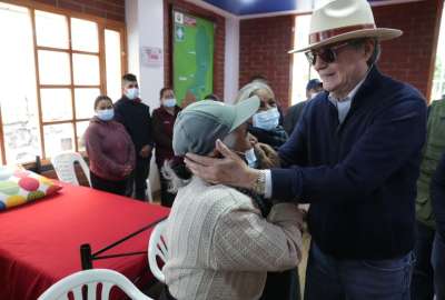 Presidente Lasso recorri&oacute; las zonas afectadas por el sismo en el Carchi