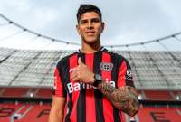 Piero Hincapi&eacute; fue suplente por primera vez en el Leverkusen en el 2022