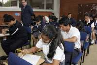 El Ministerio de Educación habilitó un periodo de matrículas extraordinarias para estudiantes que aún no cuentan con un cupo en el sistema fiscal de la Sierra y Amazonía.