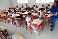 La decisión de eliminar la pérdida de año lectivo a los niños aplica desde el año lectivo 2024-2025. 