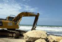 La Secretaría Nacional de Gestión de Riesgos informó sobre los daños y afectaciones por el oleaje en el país. 