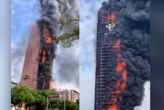 China: Incendio a m&aacute;s de 200 metros de altura arrasa con un rascacielos