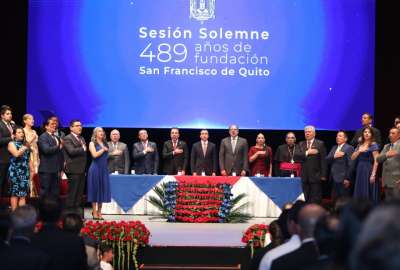 La Sesi&oacute;n Solemne por la Fundaci&oacute;n de Quito se realiz&oacute; en el Teatro Sucre.
