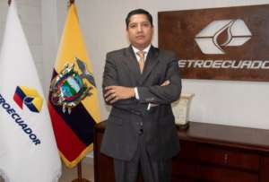 Hugo Aguiar permanecer&aacute; en el cargo como gerente de Petroecuador.