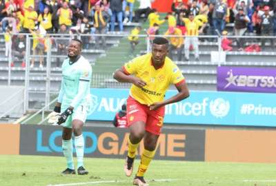 Aucas se recupera y golea a Universidad Cat&oacute;lica