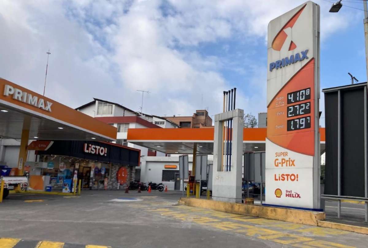 Desde este 28 de junio, a las 00:00, el precio del galón de las gasolinas Extra y Ecopaís es USD 2,72. Dueños de taxis, tricimotos, taximotos y camionetas comunitarias recibirán una compensación.