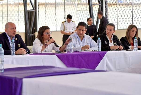 COE Nacional en monitoreo constante tras colapso de la tuber&iacute;a del sistema La Mica-Quito Sur