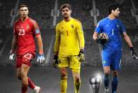 De izq. a der., Emiliano Martínez, Thibaut Courtois y Bono fueron nominados al premio al mejor arquero del 2022.