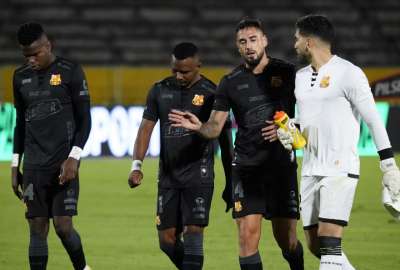Barcelona est&aacute; obligado a ganar a Emelec