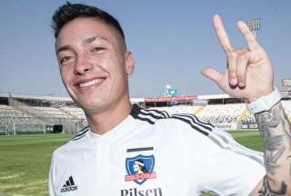 Jugador chileno envi&oacute; un mensaje ir&oacute;nico, tras observar el cromo de Byron Castillo