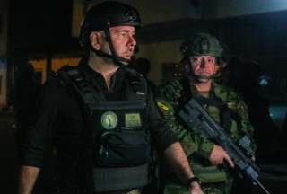 Ministerio de Defensa encabez&oacute; un operativo en Dur&aacute;n la madrugada de este s&aacute;bado