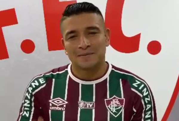 Mario Pineida confirm&oacute; que su primera opci&oacute;n es volver a Barcelona