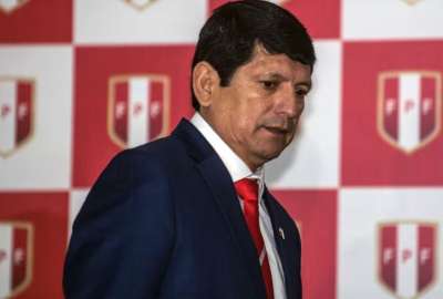 La Fiscal&iacute;a orden&oacute; la detenci&oacute;n preliminar de Lozano y otros dirigentes de f&uacute;tbol peruano en un operativo que incluy&oacute; allanamientos en varias ciudades del pa&iacute;s.