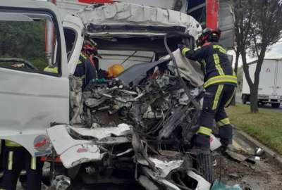 Una persona falleci&oacute; tras el choque entre una volqueta y un cami&oacute;n en la avenida Sim&oacute;n Bol&iacute;var