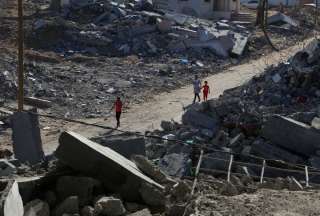 Beb&eacute;s prematuros luchan por sobrevivir en un hospital de Gaza
