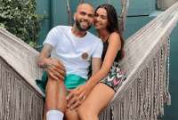 Esposa de Dani Alves public&oacute; un mensaje antes de que el jugador fuera detenido