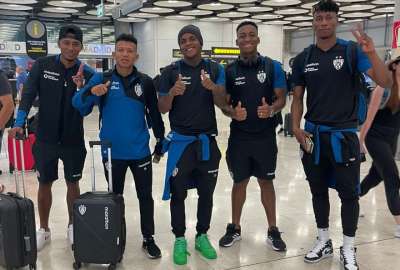El cuadro rayado ya est&aacute; en Espa&ntilde;a para una gira de entrenamiento 