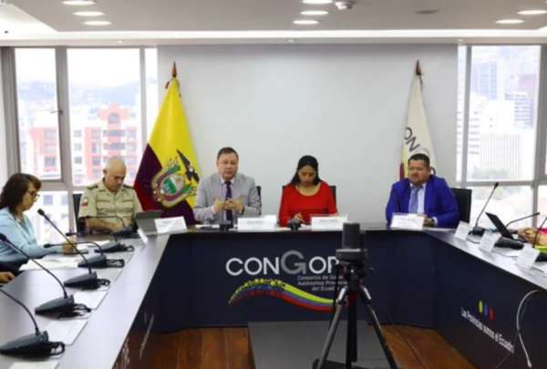 Juan Zapata, ministro del Interior, indic&oacute; que el 14 de agosto habr&aacute; una mesa de trabajo sobre seguridad