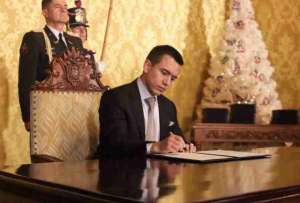 El decreto emitido por Noboa ordena al Centro Nacional de Inteligencia (CNI) investigar posibles nexos de Hamás, Hezbolá y Guardia Revolucionaria Islámica con grupos armados en Ecuador. 