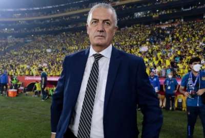 Gustavo Alfaro deja la Selecci&oacute;n Ecuatoriana de F&uacute;tbol