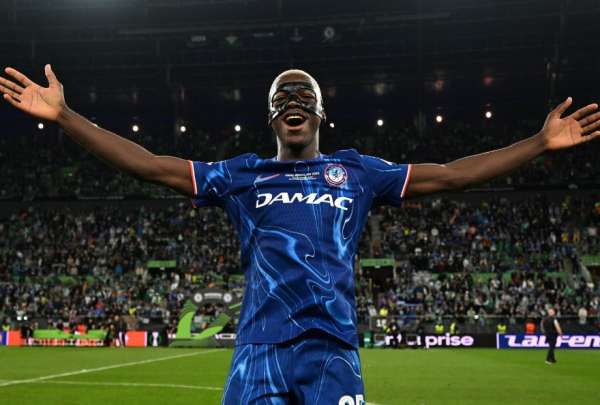 Mois&eacute;s Caicedo fue destacado por la FIFA