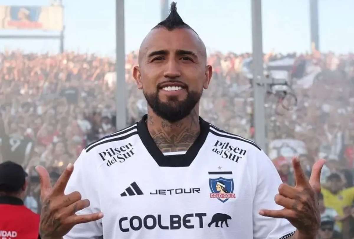 Barcelona Sporting Club busca un lateral y un volante central antes del 30 de junio. El nombre del chileno Arturo Vidal circuló con fuerza en los últimos días.