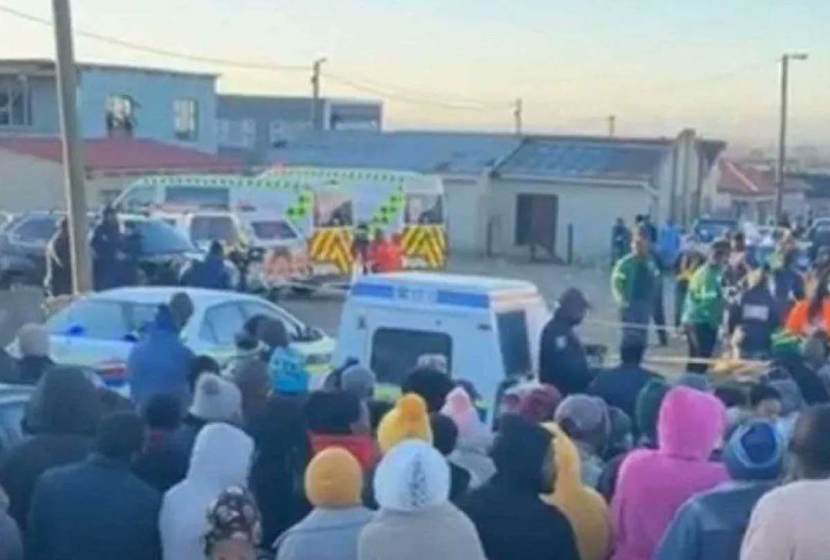 13 menores de edad mueren de forma extra&ntilde;a en una discoteca de Sud&aacute;frica