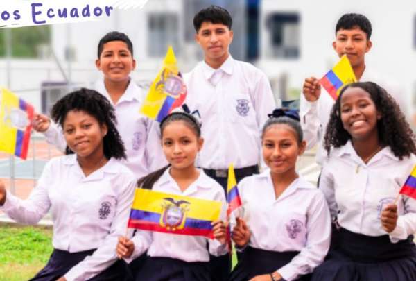  &iquest;C&oacute;mo ser&aacute; el Momento C&iacute;vico en las escuelas y colegios? 