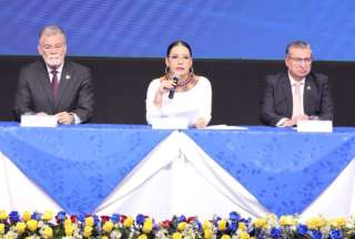 43,7% de los votantes sufragaron hasta las 13:00, seg&uacute;n el CNE