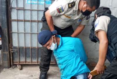 Un Polic&iacute;a fue ovacionado por la poblaci&oacute;n al impedir un asalto