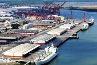 Se reforz&oacute; protecci&oacute;n en puertos, refiner&iacute;as, campos petroleros y otra infraestructura estrat&eacute;gica