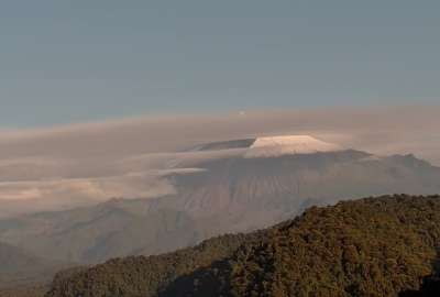 El cr&eacute;dito y la ayuda siguen llegando a los afectados por la ceniza del Sangay