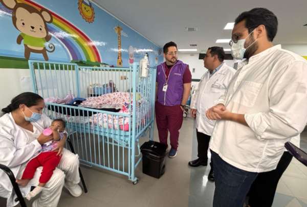 Ministro Lama inaugur&oacute; nuevas &aacute;reas asistenciales en el Hospital Universitario de Guayaquil