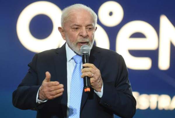 El presidente de Brasil, Luiz In&aacute;cio Lula da Silva, se recupera de la cirug&iacute;a para retirarle un hematoma intracraneal. 